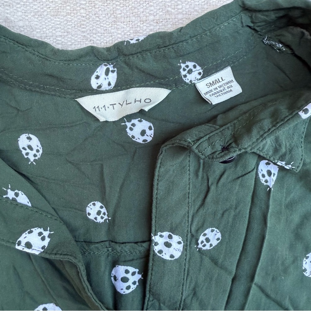 Anthropologie 11-1-Tylho Lakin Tunic Blouse Green Ladybug Insect Print Peplum S - Picture 6 of 8